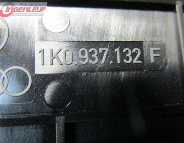 Deckel Sicherungskasten  VW GOLF V 5 (1K1) 1.9 TDI 77 KW