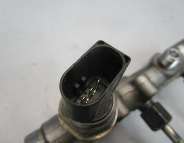 Fuel Distributor Pipe AUDI A6 (4G2, 4GC)