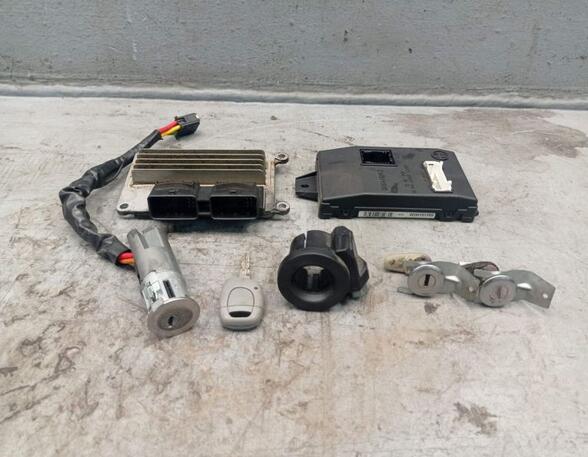 Engine Management Control Unit RENAULT Twingo I (C06)