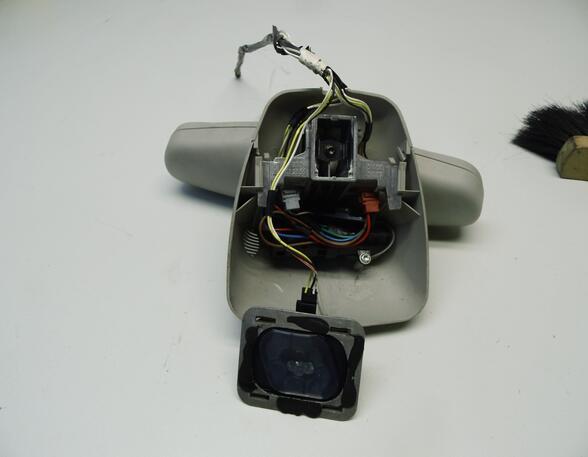 Innenspiegel mit Sensor (Getriebe 5-Gang
1,9 Diesel(1870ccm) 88kW G0G (F9Q750) F9Q750)