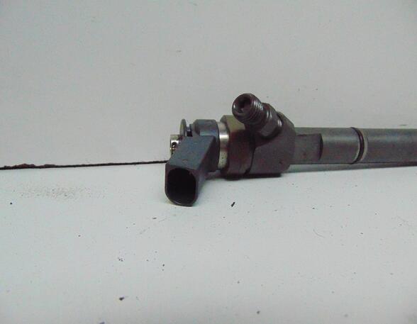 Injektor 2,0D A6400700787 (1992ccm CDI 80kw
CD-Fach
Handyvorrüstung
Armlehne vorn)
