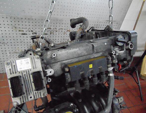 Motor Motorkennbuchstabe FP4 / 169A4000 (Klimaanlage
Frontscheibe heizbar
Zentralverriegelung mit Funkfernbedienung)