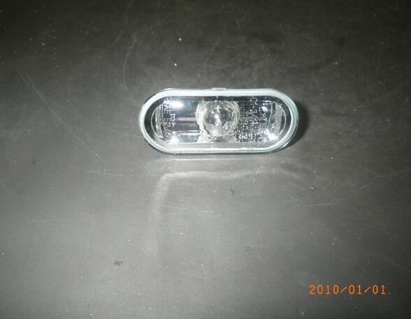 Direction Indicator Lamp VW Caddy III Kasten/Großraumlimousine (2CA, 2CH, 2KA, 2KH)