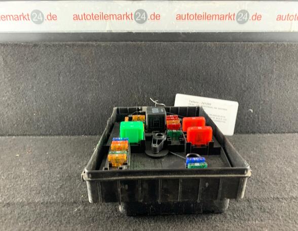 Fuse Box VW Touran (1T1, 1T2)