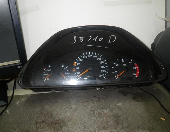 Speedometer MERCEDES-BENZ E-Klasse (W210)