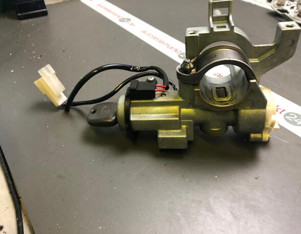 Ignition Lock Cylinder DAIHATSU Sirion (M1)