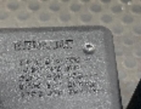 215837 Schalter für Warnblinker RENAULT Clio III (BR0/1, CR0/1) 252103766R