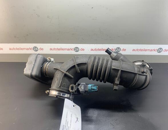 Air Filter Intake Pipe TOYOTA Avensis (T25)