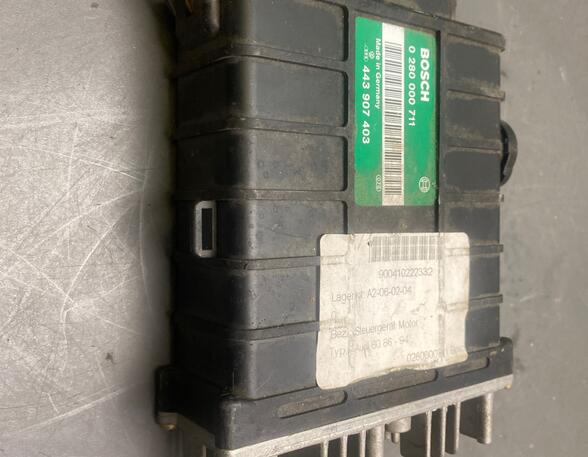 Engine Management Control Unit AUDI 80 (893, 894, 8A2)