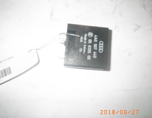Wash Wipe Interval Relay AUDI A6 (4B2, C5)