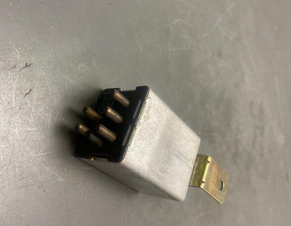 Wash Wipe Interval Relay MERCEDES-BENZ 123 Stufenheck (W123)