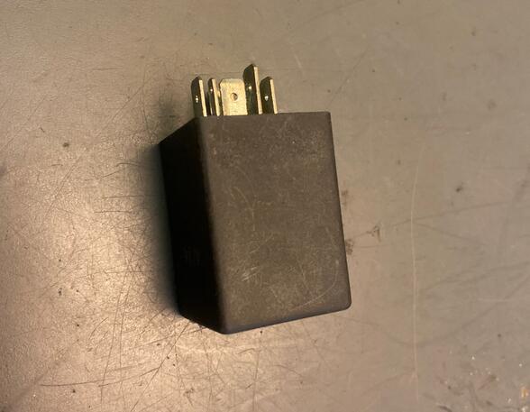 Wash Wipe Interval Relay VW Golf III (1H1)