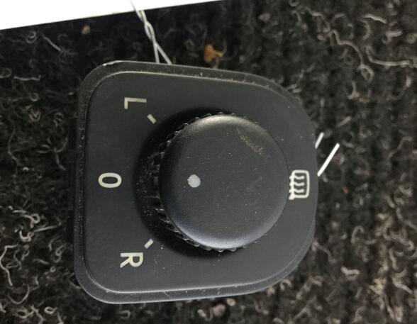 Mirror adjuster switch VW Passat Variant (3C5), VW Passat Variant (365)