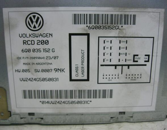 RADIO (Armaturenbrett / Mittelkonsole) VW Polo Benzin (9 N) 1390 ccm 55 KW 2001>2005