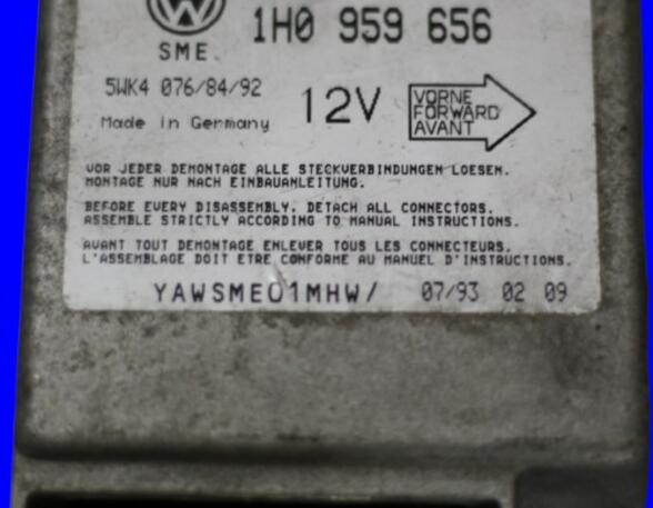 Steuergerät Airbag  (Sicherheitselektronik) VW Golf Benzin (1HXO/1HX1/1EXO) 2792 ccm 128 KW 1994>1995