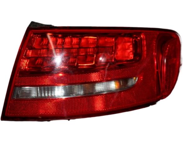Heckleuchte LED aussen RECHTS Audi Audi A4 Diesel (B8) 1968 ccm 125 KW 2008>2011