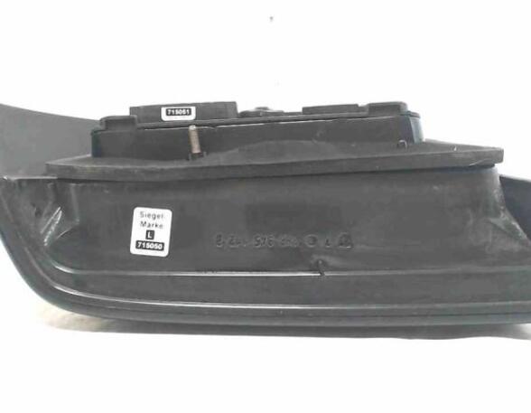 Heckleuchte Rücklicht rechts mit Lampenträger - Gebrauchspuren - Hella - schwarz VW GOLF III (1H1) 1.8 66 KW