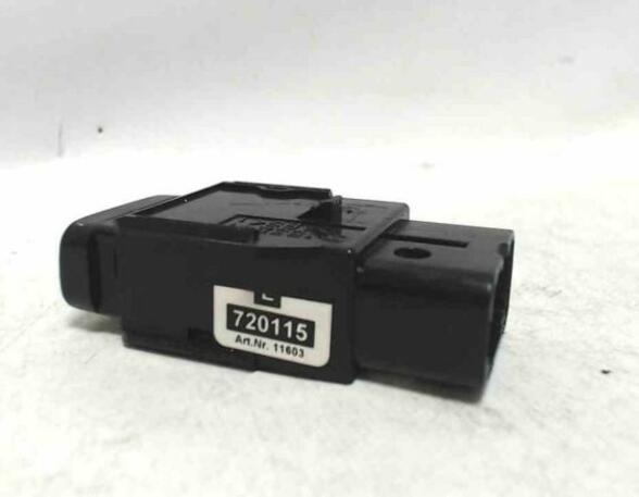 Hazard Warning Light Switch TOYOTA Corolla Compact (E11)