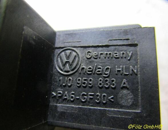 Schakelaar achteruitrijlicht VW Passat Variant (3B6)
