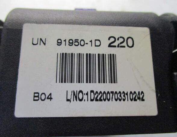 Sicherungskasten  KIA CARENS III (UN) 2.0 CRDI 140 103 KW