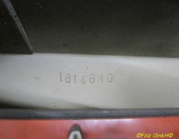 Kühlergrill weiß  leichte rote Farbe siehe Bild FIAT UNO (146A/E) 45 I.E. 1.0 33 KW