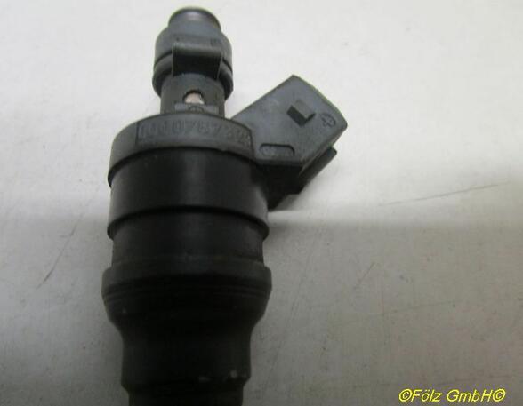 Injector Nozzle MERCEDES-BENZ 124 Stufenheck (W124)