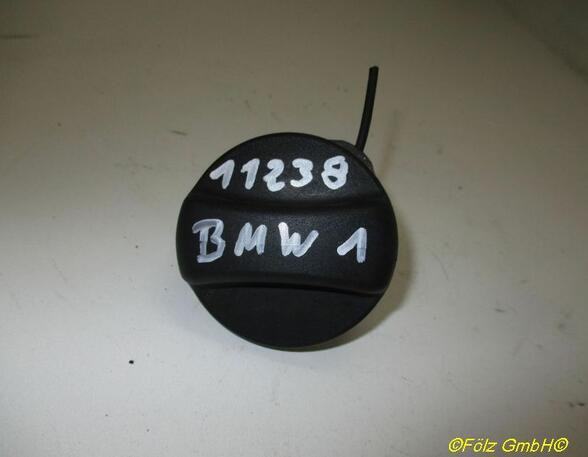 Tankverschluss Halteband abgerissen siehe Bilder BMW 1 (F21) 114I 75 KW