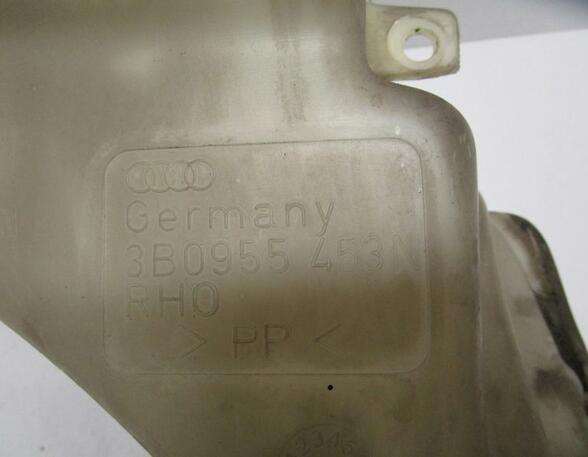 Washer Fluid Tank (Bottle) VW Passat (3B2)