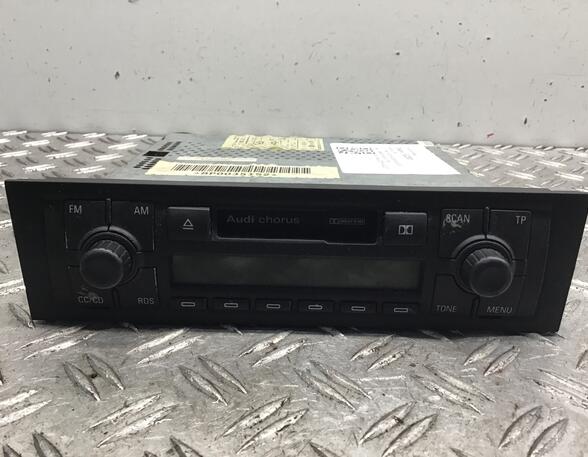 Radio–Cassettespeler AUDI A3 (8P1), AUDI A3 Sportback (8PA)