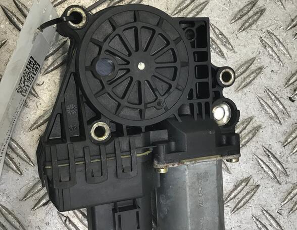 637037 Motor Fensterheber rechts vorne AUDI A6 (4B, C5) 0130821774