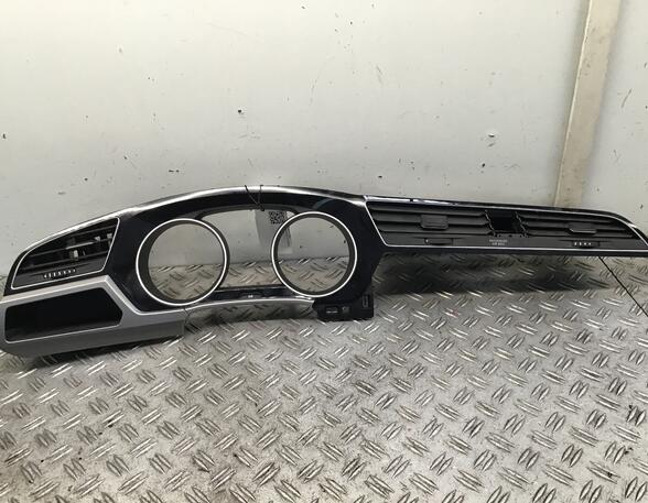 Instrument Panel Trim (Cover) VW Touran (5T1)