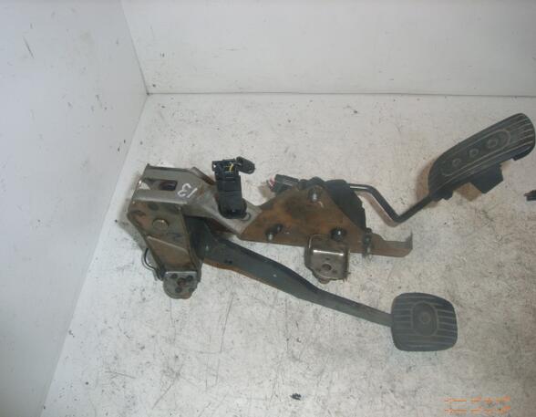 Pedal Assembly NISSAN Micra III (K12)