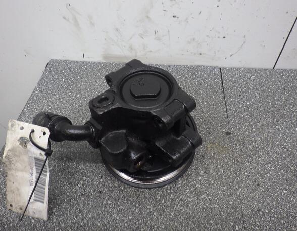 Power steering pump FORD FOCUS Turnier (DNW)