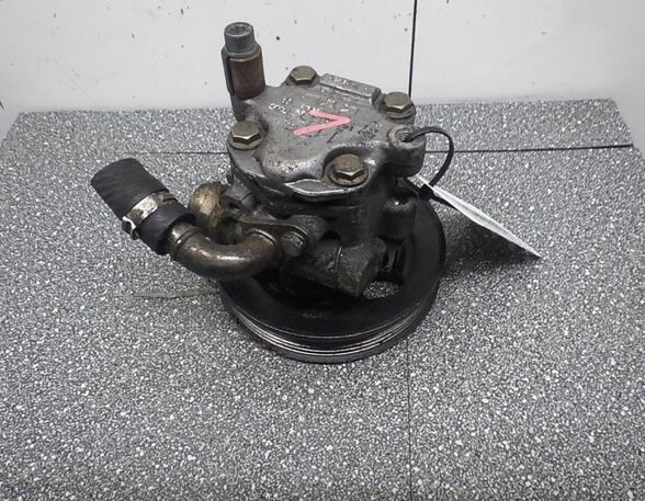 Power steering pump VW Passat (3B3)