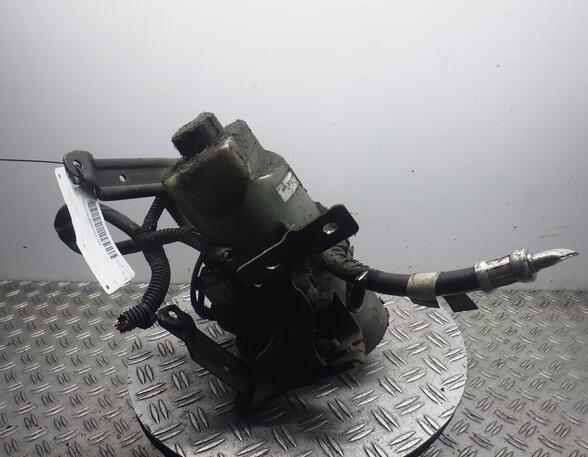 Power steering pump FORD FOCUS II Stufenheck (DB_, FCH)