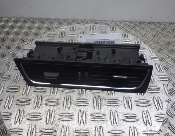 Dashboard ventilation grille AUDI A5 Sportback (8TA), AUDI A4 Avant (8K5, B8)