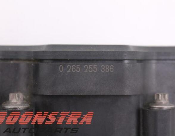 P15285465 Pumpe ABS RENAULT Twingo III (BCM) 2265106516