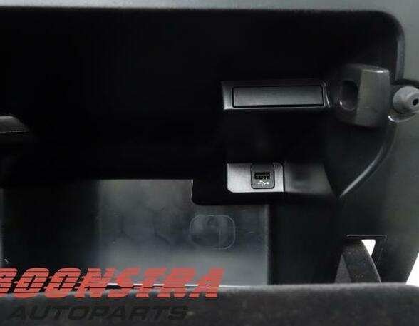 Glove Compartment (Glovebox) BMW 2 Coupe (F22, F87)