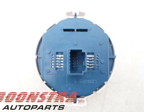 Hazard Warning Light Switch TOYOTA Yaris (P13)