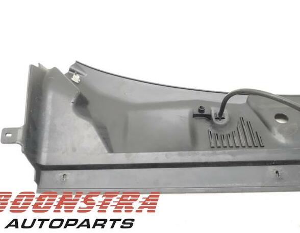 Scuttle Panel (Water Deflector) MASERATI Gransport Coupe (--)