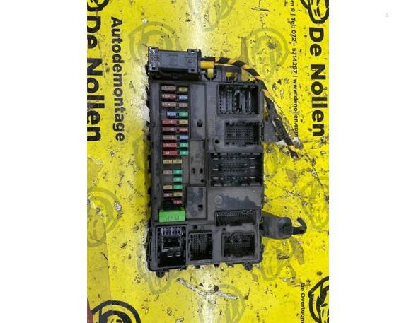 Fuse Box FORD Transit V363 Pritsche/Fahrgestell (FED, FFD)