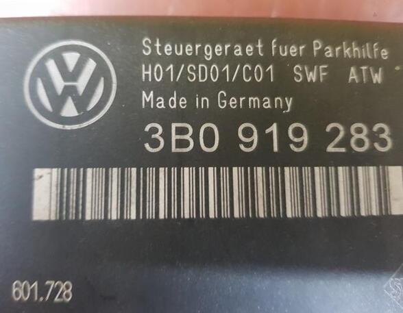 Regeleenheid park distance control VW Passat Variant (3B6)