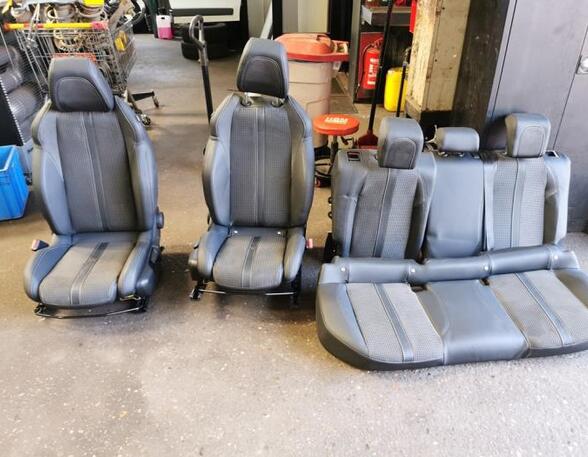 Seats Set PEUGEOT 208 II (UB, UJ, UP, UW)