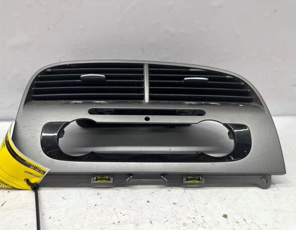 Dashboard ventilation grille SEAT Altea (5P1), SEAT Altea XL (5P5, 5P8), SEAT Toledo III (5P2)