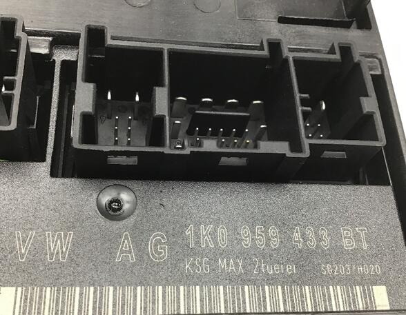 Controller VW Golf V Variant (1K5)
