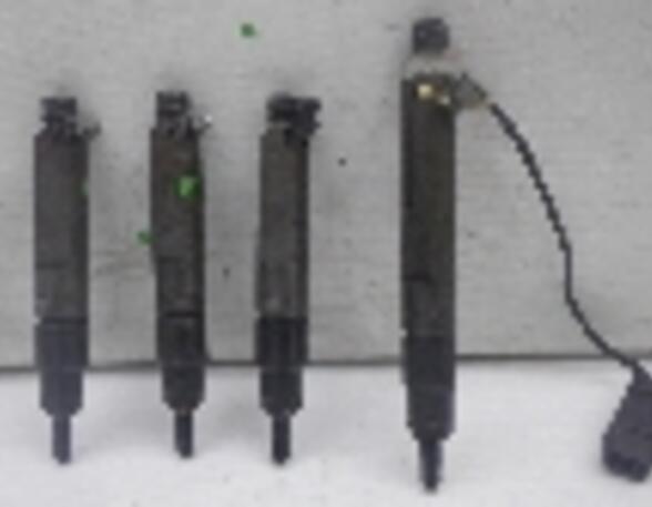 Injector Nozzle VW PASSAT Variant (3B5), VW GOLF IV (1J1)