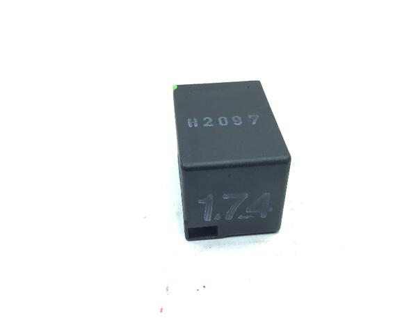 Wash Wipe Interval Relay VW Polo (6N1)