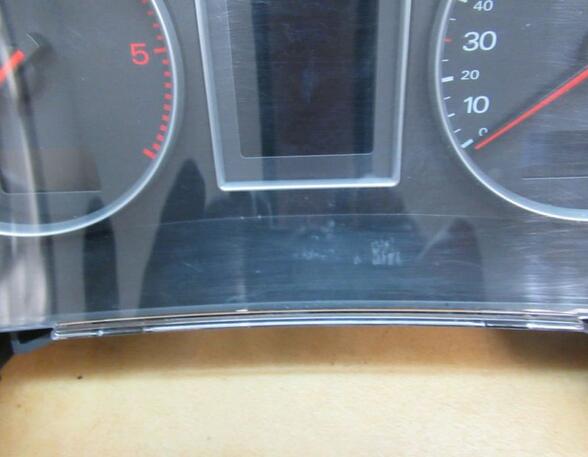 Speedometer AUDI A4 (8E2)