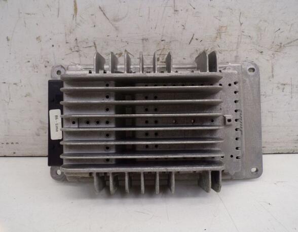 Verstärker Amplifier  AUDI A4 (8EC  B7) 3.0 TDI QUATTRO 150 KW