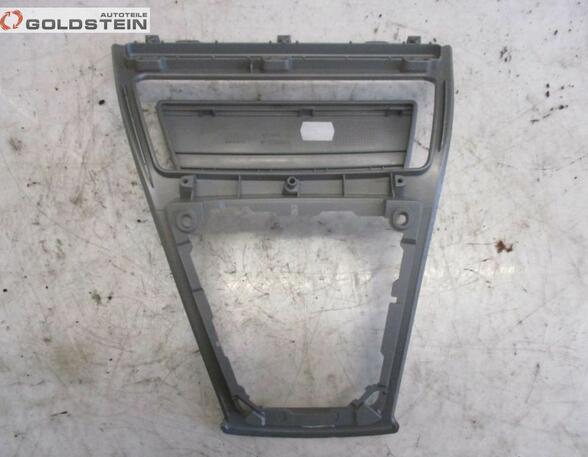 Center Console BMW X3 (E83)